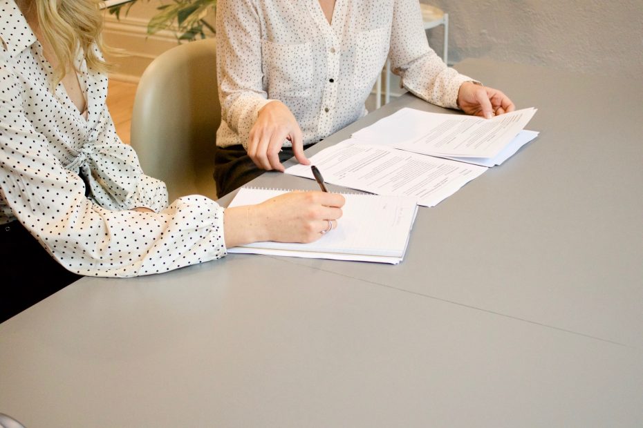 Freno al despido | Abogados de despidos y derecho laboral | ¿Qué es un indefinido no fijo?